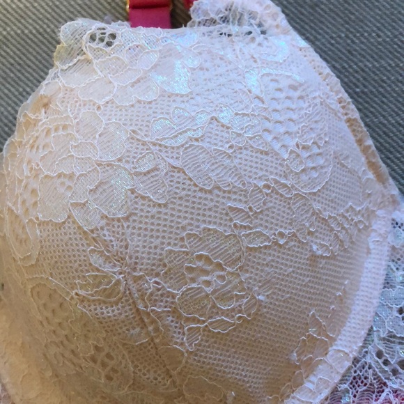 Victoria’s Secret Dream Angel Bra - Picture 3 of 6